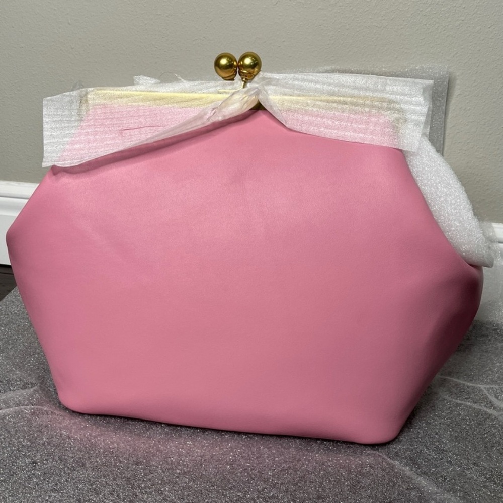 Coach Large Kisslock Frame Bag -  Pink glove-tanned leather